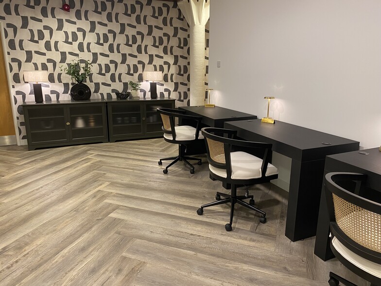 Ocean Way, Southampton to rent - Interior Photo - Image 2 of 21