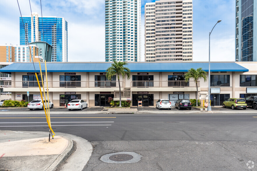 614 Cooke St, Honolulu, HI for rent - Building Photo - Image 3 of 7