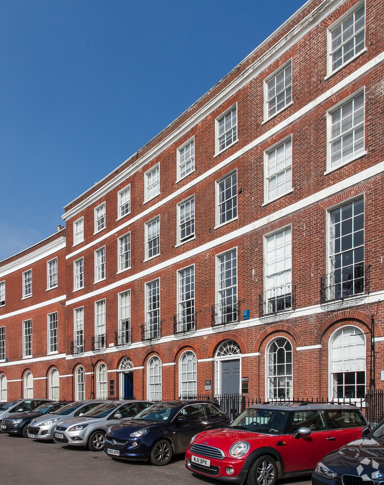 3 Barnfield Cres, Exeter for sale Primary Photo- Image 1 of 1