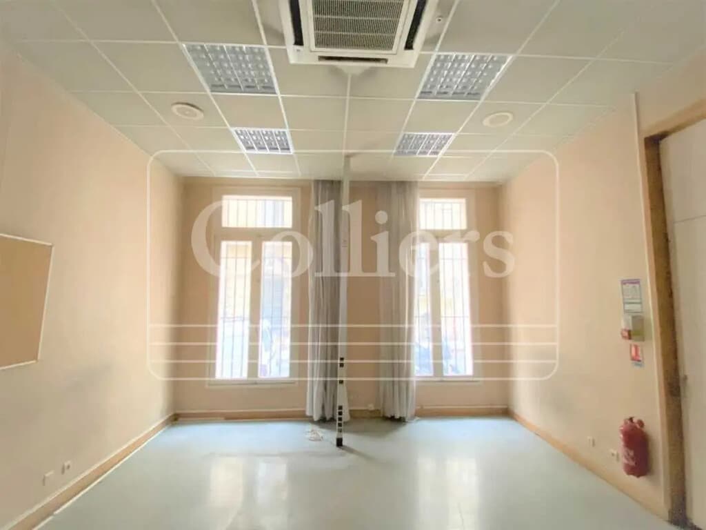 Vente Bureaux 36 m² à 102 m² - Photo 1