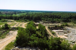 Kipton Quarry - Commercial Property