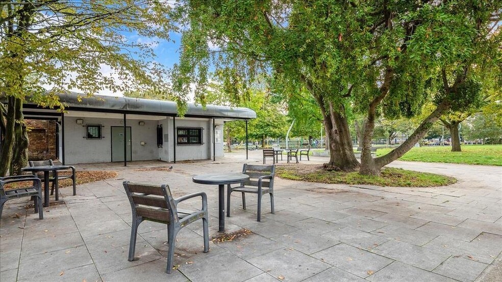 Lillie Road, London to rent - Building Photo - Image 1 of 4