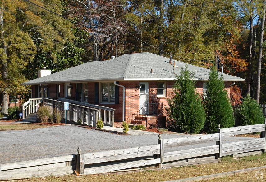 145 N Main St, Alpharetta, GA for rent - Building Photo - Image 2 of 14