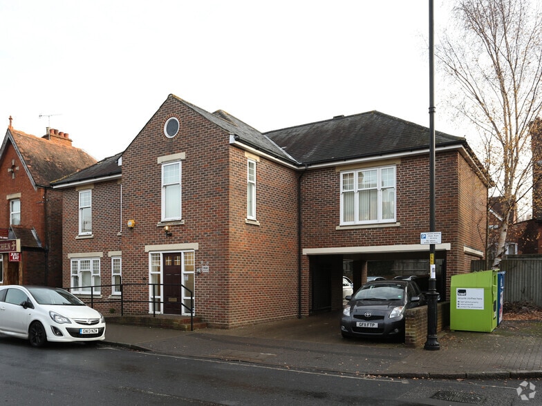 39 Shipbourne Rd, Tonbridge for sale - Primary Photo - Image 1 of 1