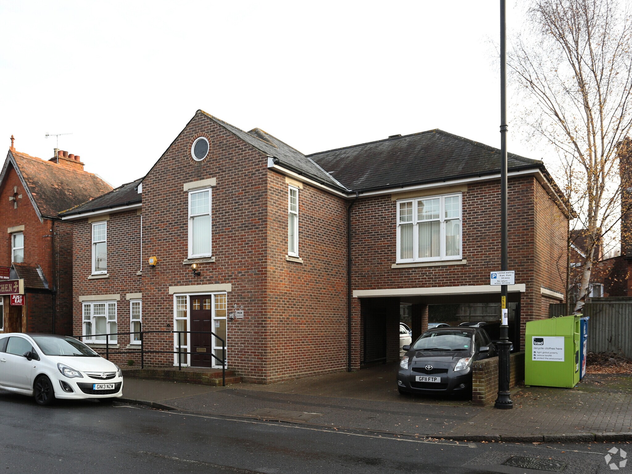 39 Shipbourne Rd, Tonbridge for sale Primary Photo- Image 1 of 1