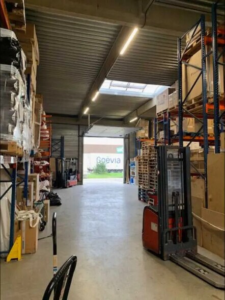 Office in Pessac to rent - Building Photo - Image 2 of 11