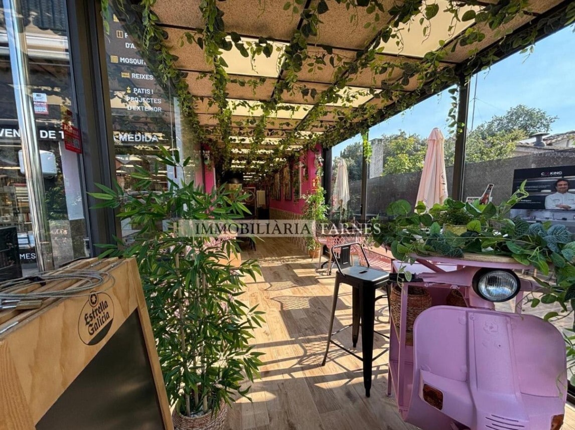 Retail in Lliçà d'Amunt, Barcelona to rent Interior Photo- Image 1 of 7