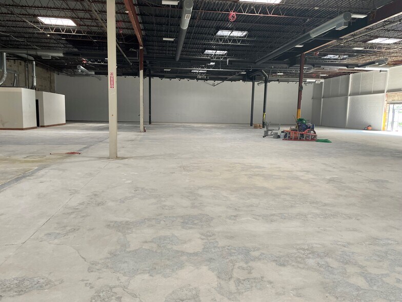 1330 Livingston Ave, North Brunswick 08902