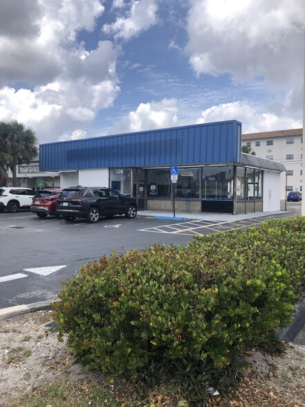 1341 E Commercial Blvd, Fort Lauderdale, FL for sale - Building Photo - Image 1 of 1