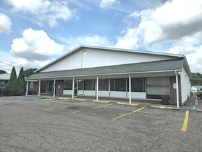 2906 Washington Blvd, Belpre, OH for rent Building Photo- Image 1 of 6