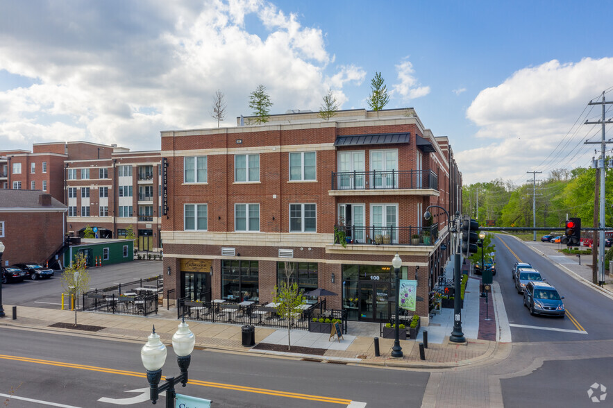 122 E Main St, Franklin, TN for sale - Building Photo - Image 1 of 1