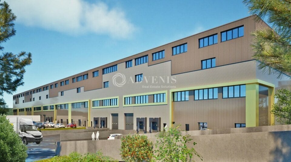 Industrial in Gonesse to rent Building Photo- Image 1 of 8