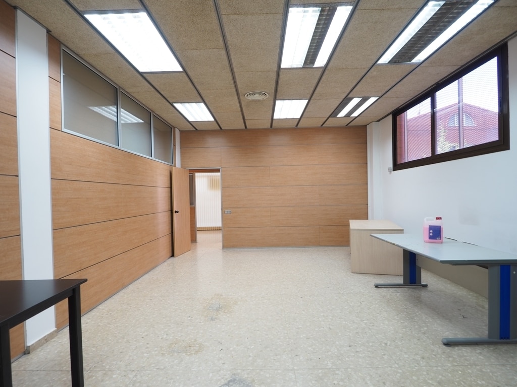 Granollers, BAR 08401 - Unit - -  - Interior Photo - Image 2 of 15