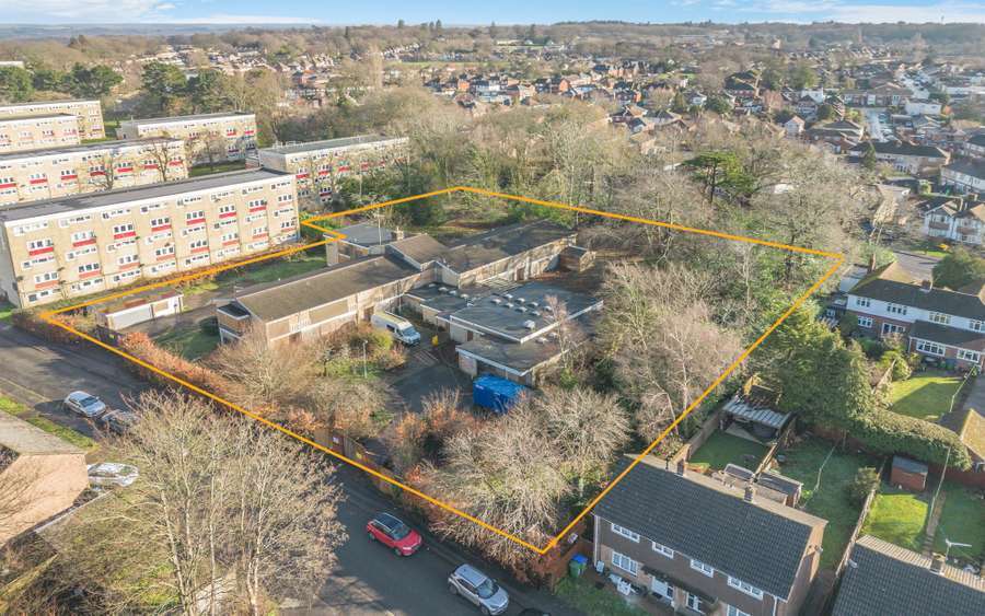 Wavell Rd, Southampton for sale - Building Photo - Image 1 of 1