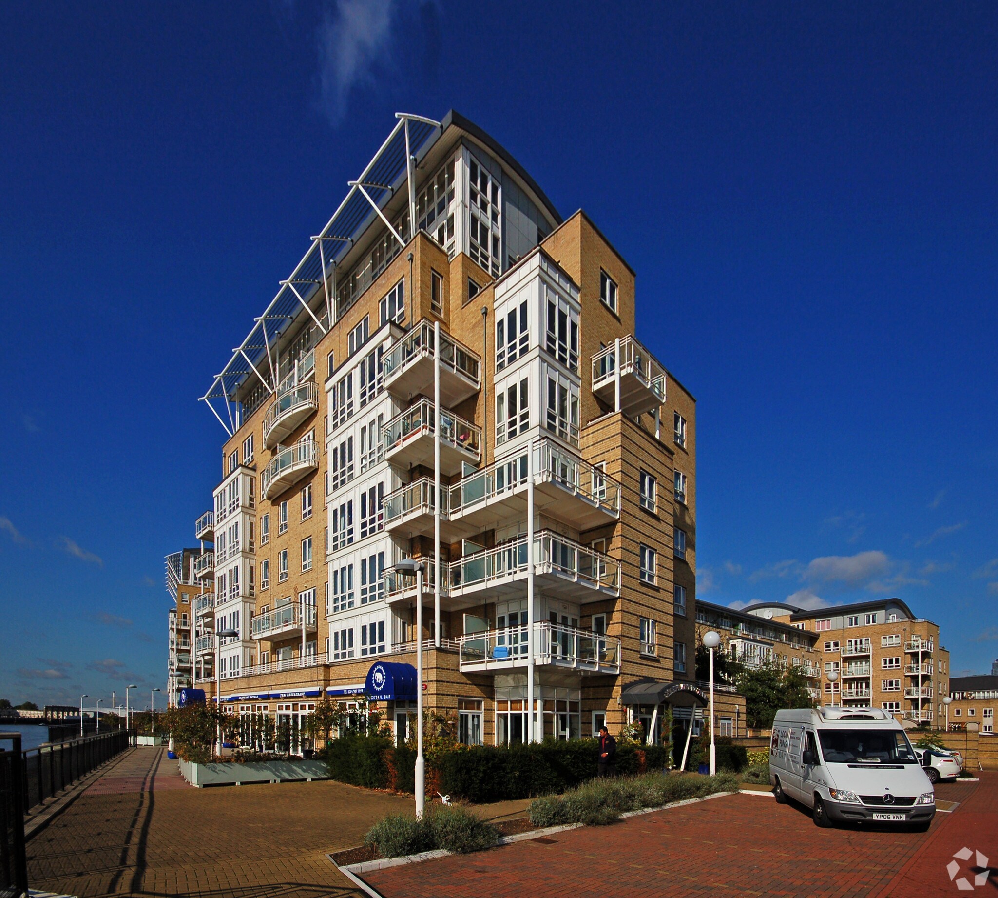 Westferry Rd, London for sale Primary Photo- Image 1 of 1