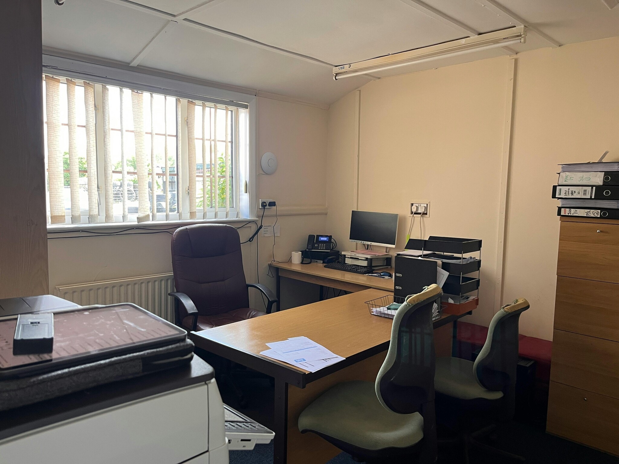 280 Main Rd, High Wycombe to rent Building Photo- Image 1 of 3