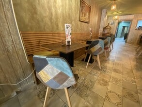 Retail in Barcelona, Barcelona to rent Interior Photo- Image 2 of 3