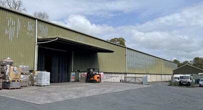 Visku 371 Hapsford Quarry, Frome for rent Building Photo- Image 1 of 5