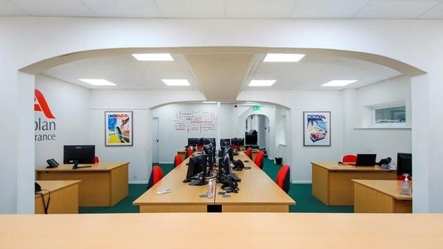 232 Farnborough Rd, Farnborough for sale - Building Photo - Image 3 of 5