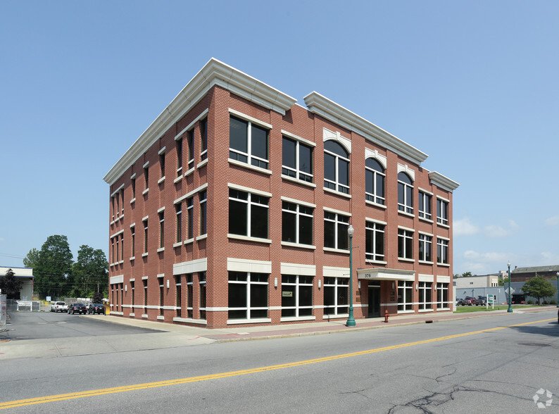 376 Broadway, Schenectady, NY for sale - Building Photo - Image 1 of 1