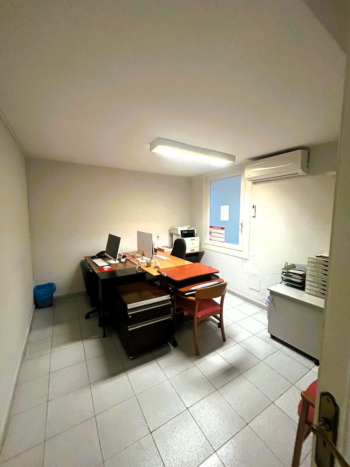 Office in Barcelona, Barcelona to rent Interior Photo- Image 1 of 19