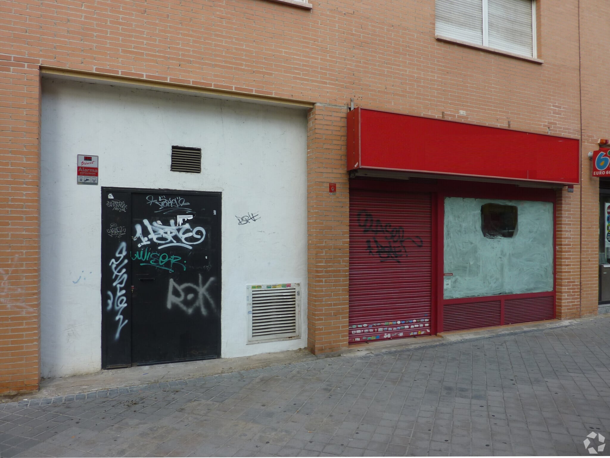 Retail in Madrid, Madrid to rent Interior Photo- Image 1 of 2