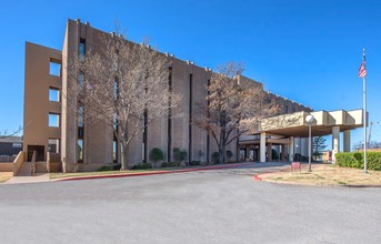 11212 N May Ave, Oklahoma City, OK for rent Primary Photo- Image 1 of 4