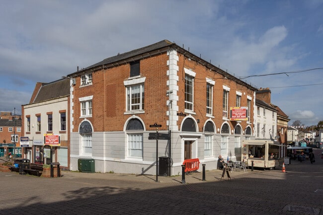 More details for 3-5 Market Pl, Hinckley - Retail to Rent