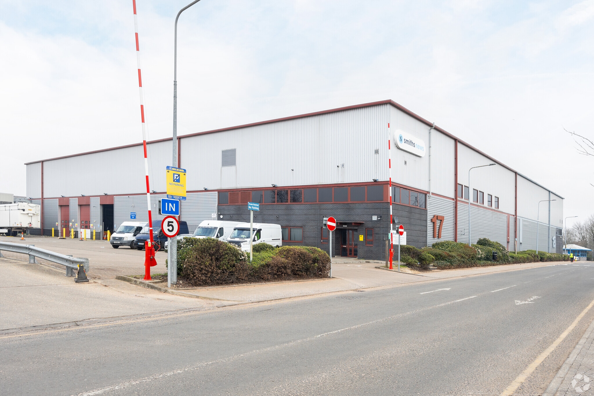 Beddington Farm Rd, Croydon for sale Primary Photo- Image 1 of 1