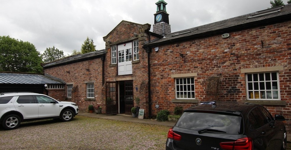 1-4 Poulton Rd, Wirral to rent - Primary Photo - Image 1 of 14