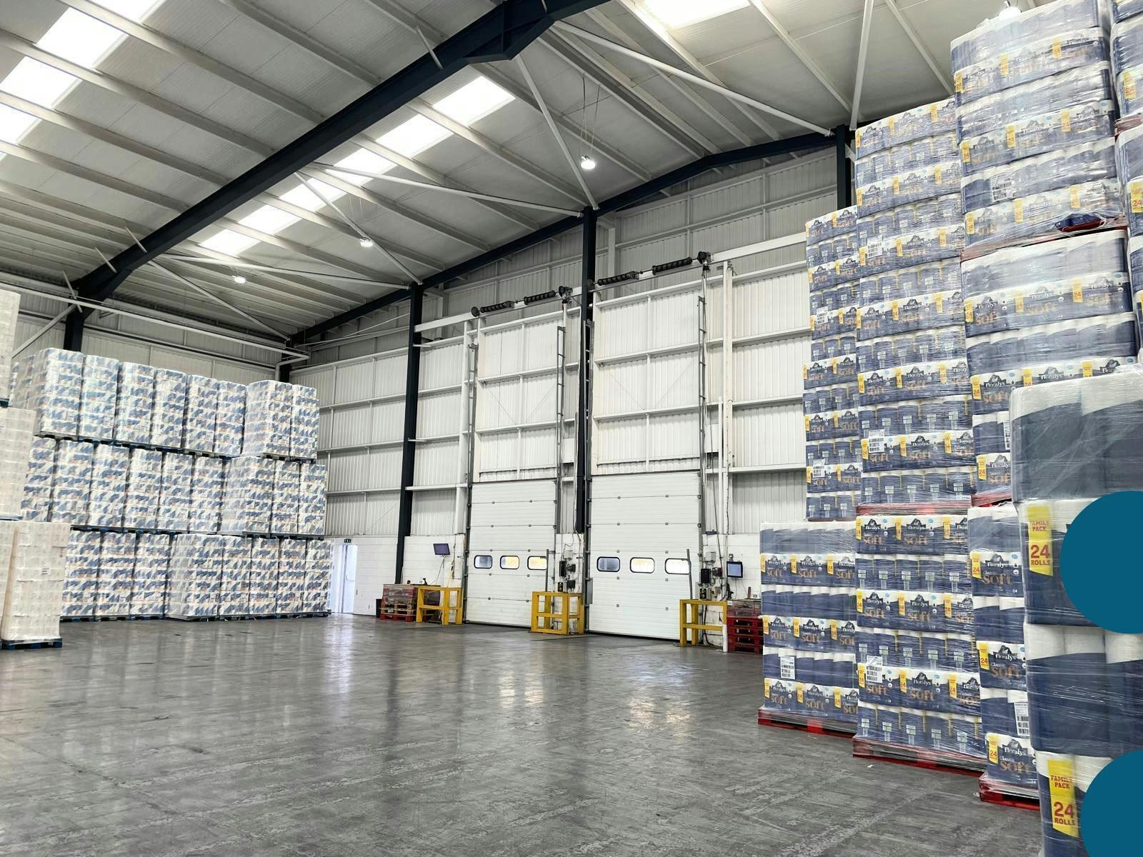 Headway Rd, Wolverhampton to rent Interior Photo- Image 1 of 6