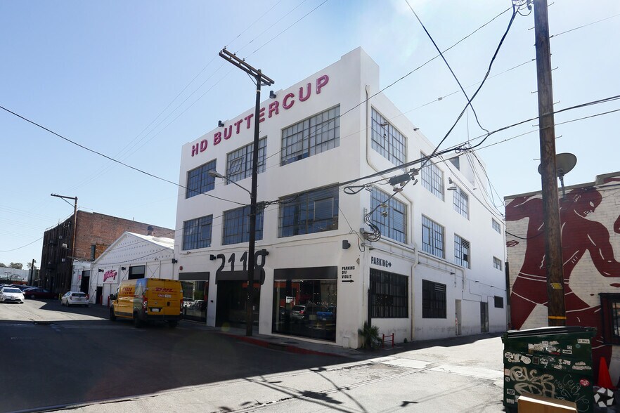 2120-2140 E 7th Pl, Los Angeles, CA for rent - Building Photo - Image 3 of 6