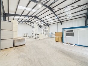Catherinefield Rd, Dumfries to rent Interior Photo- Image 2 of 3