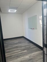 2131 Maryland Ave, Baltimore, MD to rent Interior Photo- Image 2 of 8