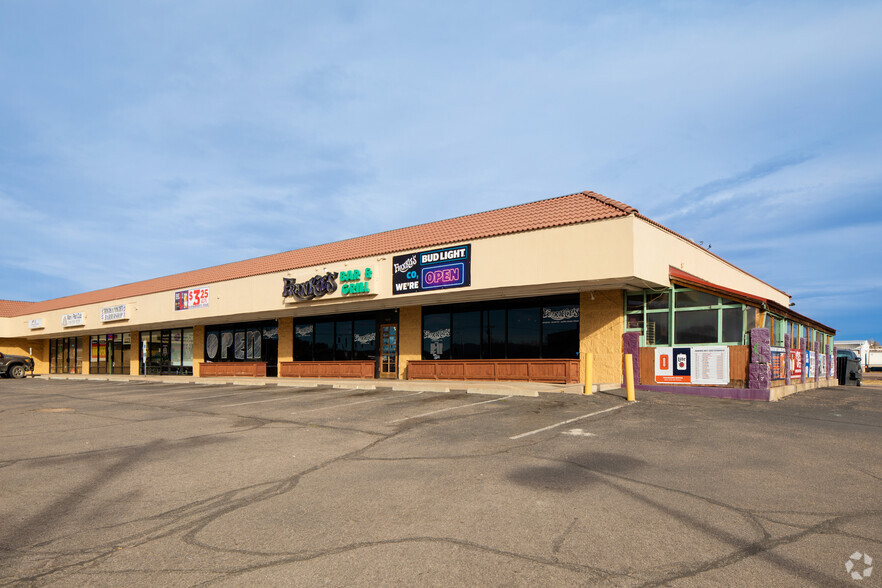 951-955 Powers Blvd, Colorado Springs, CO for rent - Building Photo - Image 1 of 4