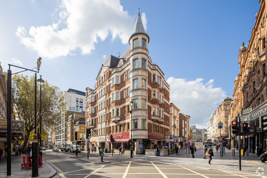 39-41 Charing Cross Rd, London for sale - Primary Photo - Image 1 of 1