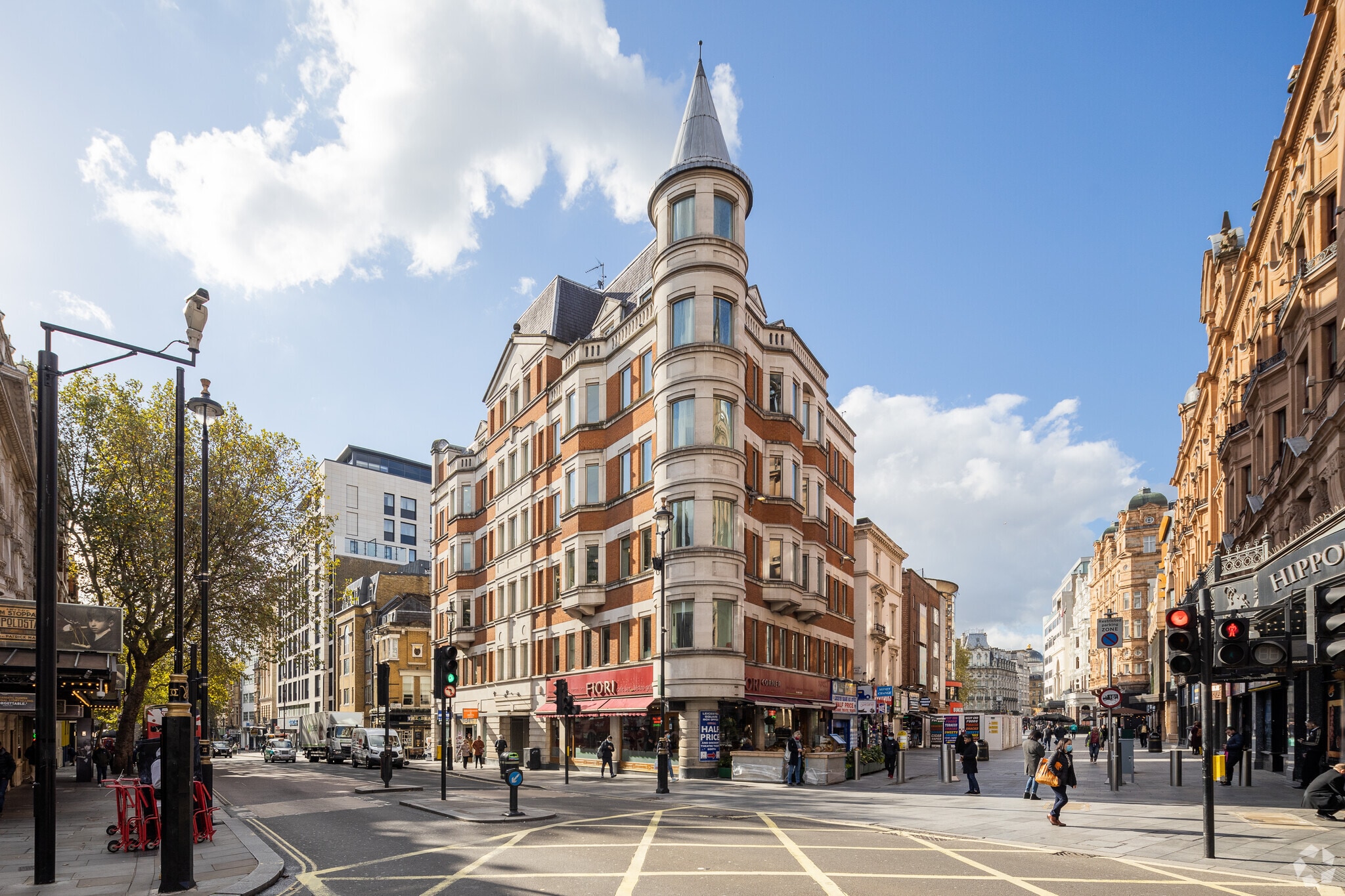 39-41 Charing Cross Rd, London to rent Primary Photo- Image 1 of 4