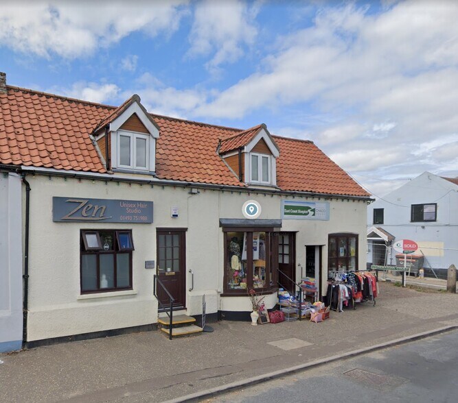 9 The St, Acle to rent - Primary Photo - Image 1 of 1