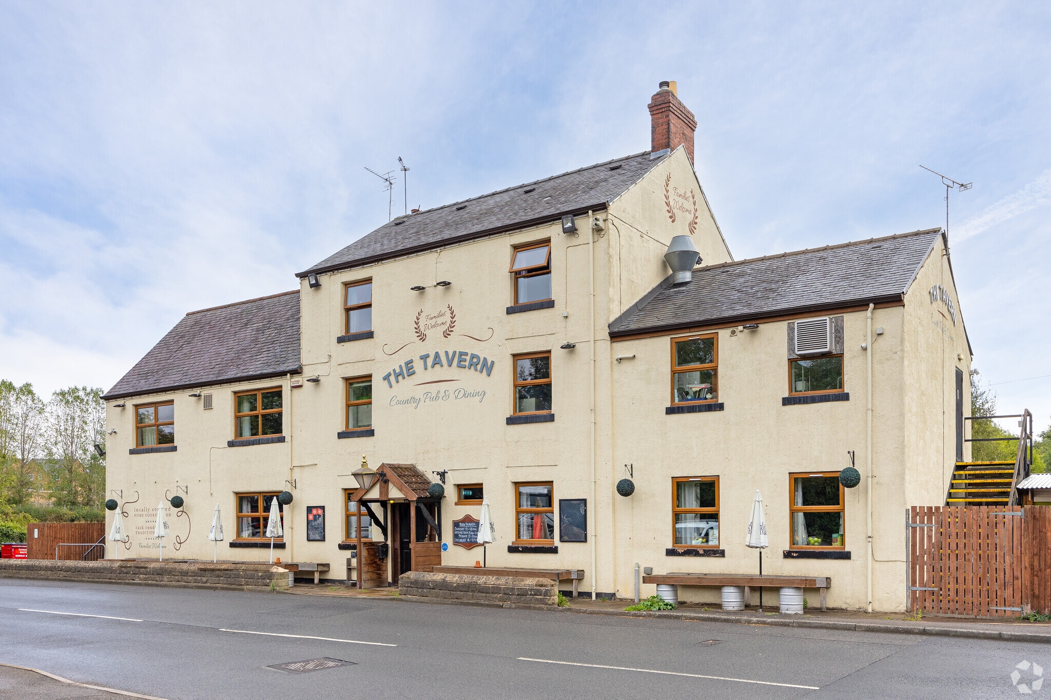 Beech House Rd, Wombwell to rent Primary Photo- Image 1 of 3