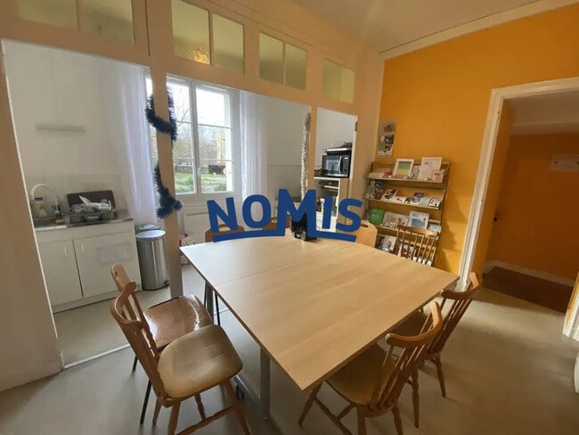 Location Commerce 118 m²