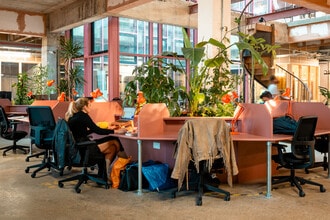 7 Throwley Way, Sutton to rent Interior Photo- Image 1 of 6