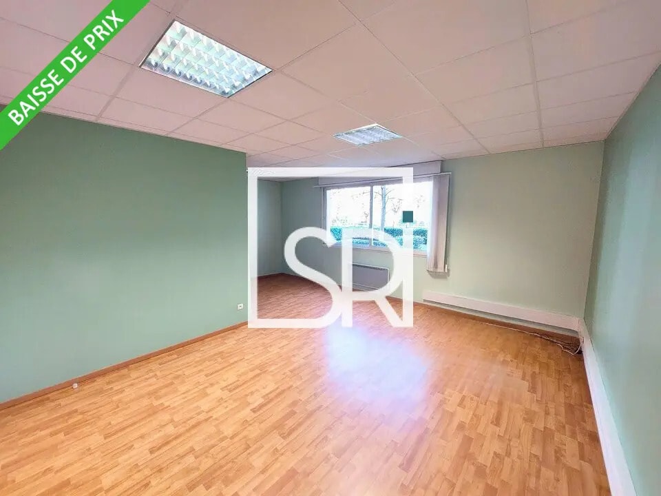 Vente Bureaux 111 m² - Photo 1