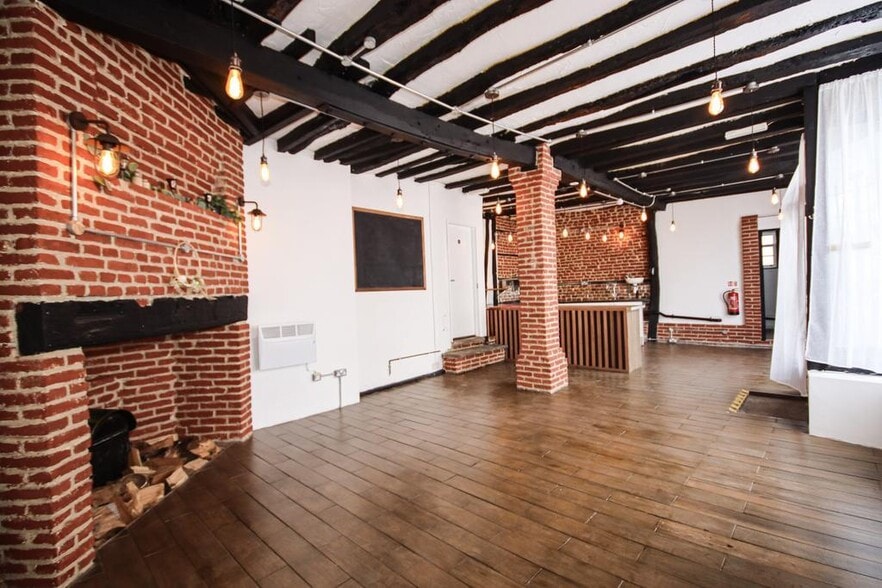 58 High St, Newington to rent - Building Photo - Image 3 of 15