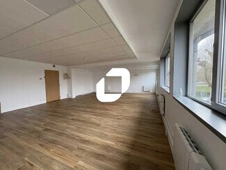 More details for 21 Rue Jacques Cartier, Voisins-le-Bretonneux - Office to Rent