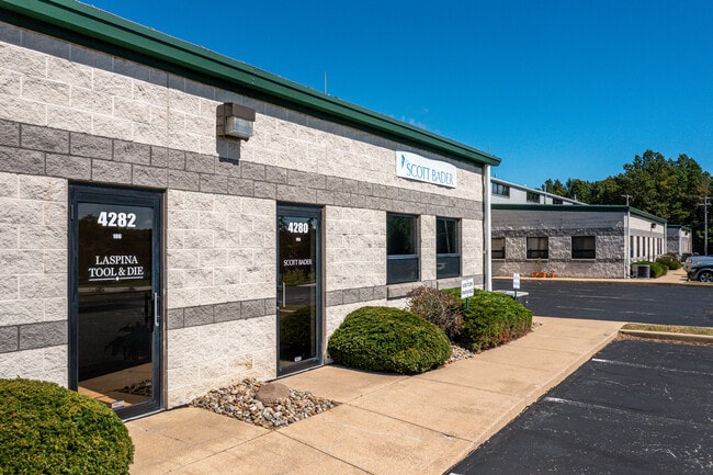 More details for 4270-4282 Hudson Dr, Stow, OH - Industrial to Rent