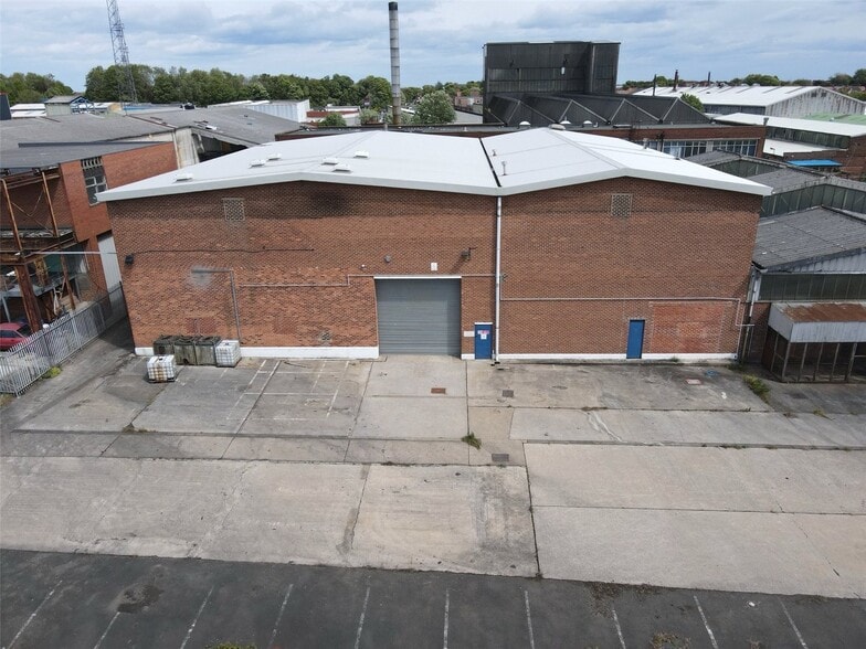 Cumberland Rd, North Shields to rent - Primary Photo - Image 1 of 5