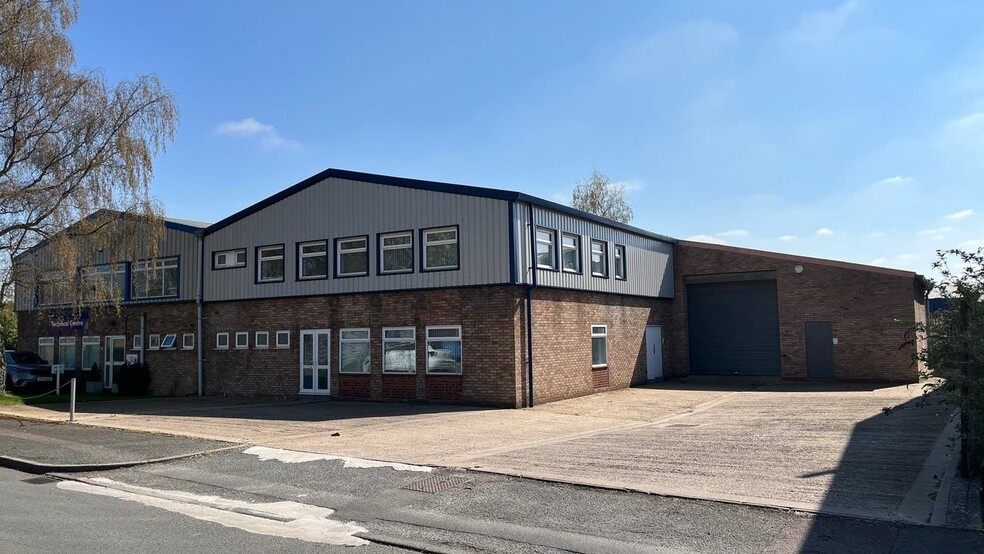 Berrington Rd, Leamington Spa to rent - Building Photo - Image 1 of 11