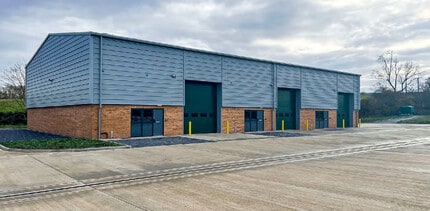 Barby Ln, Rugby to rent Building Photo- Image 2 of 7