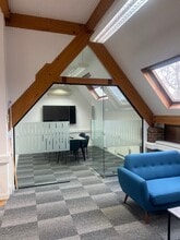 11-13 Worple Way, Richmond to rent Interior Photo- Image 1 of 1