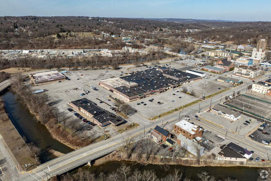 100 S Jefferson St, New Castle, PA for rent - Aerial - Image 1 of 16